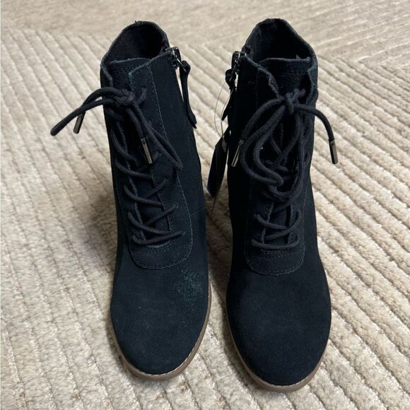 TOMS Evelyn Heeled Black Suede Boot Size 6.5 - Picture 2 of 12